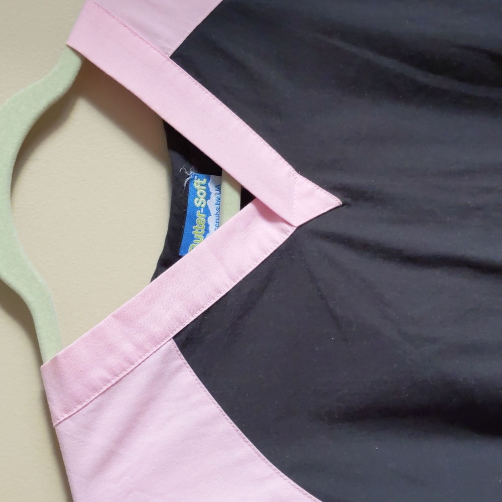 Scrub top - Picture 2 of 6